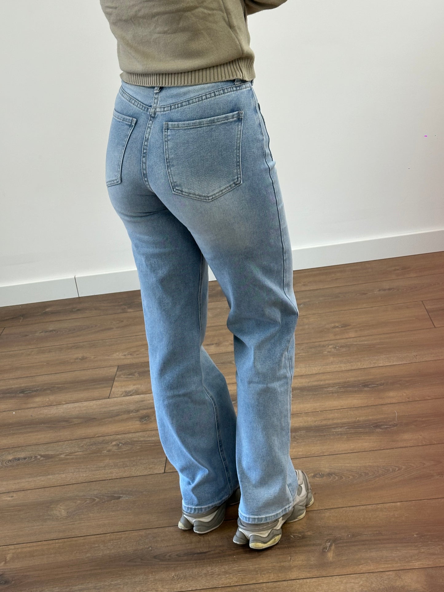 Pocket Jeans - Light Wash