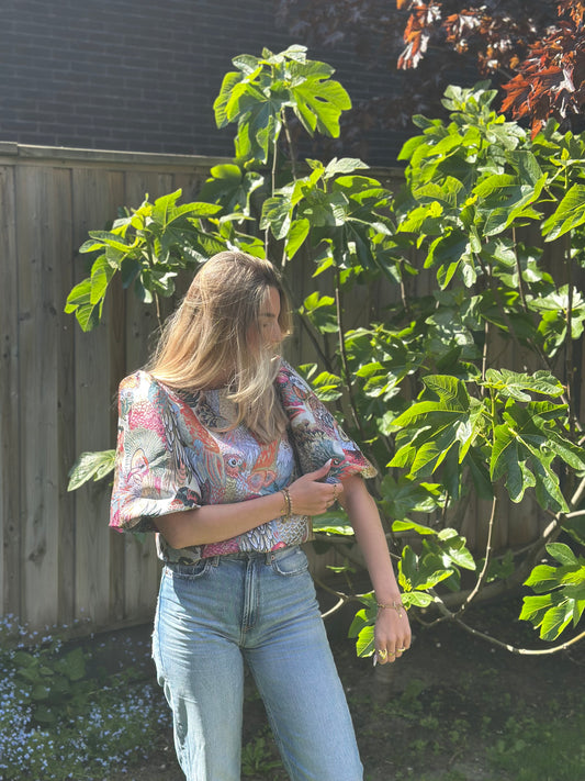 Tropical top